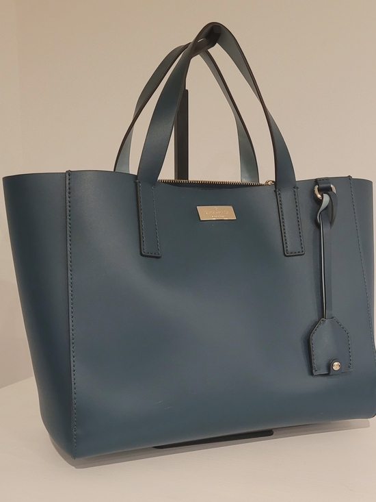 kate spade Handbags - Kate Spade Putnam Drive Nelle Tote